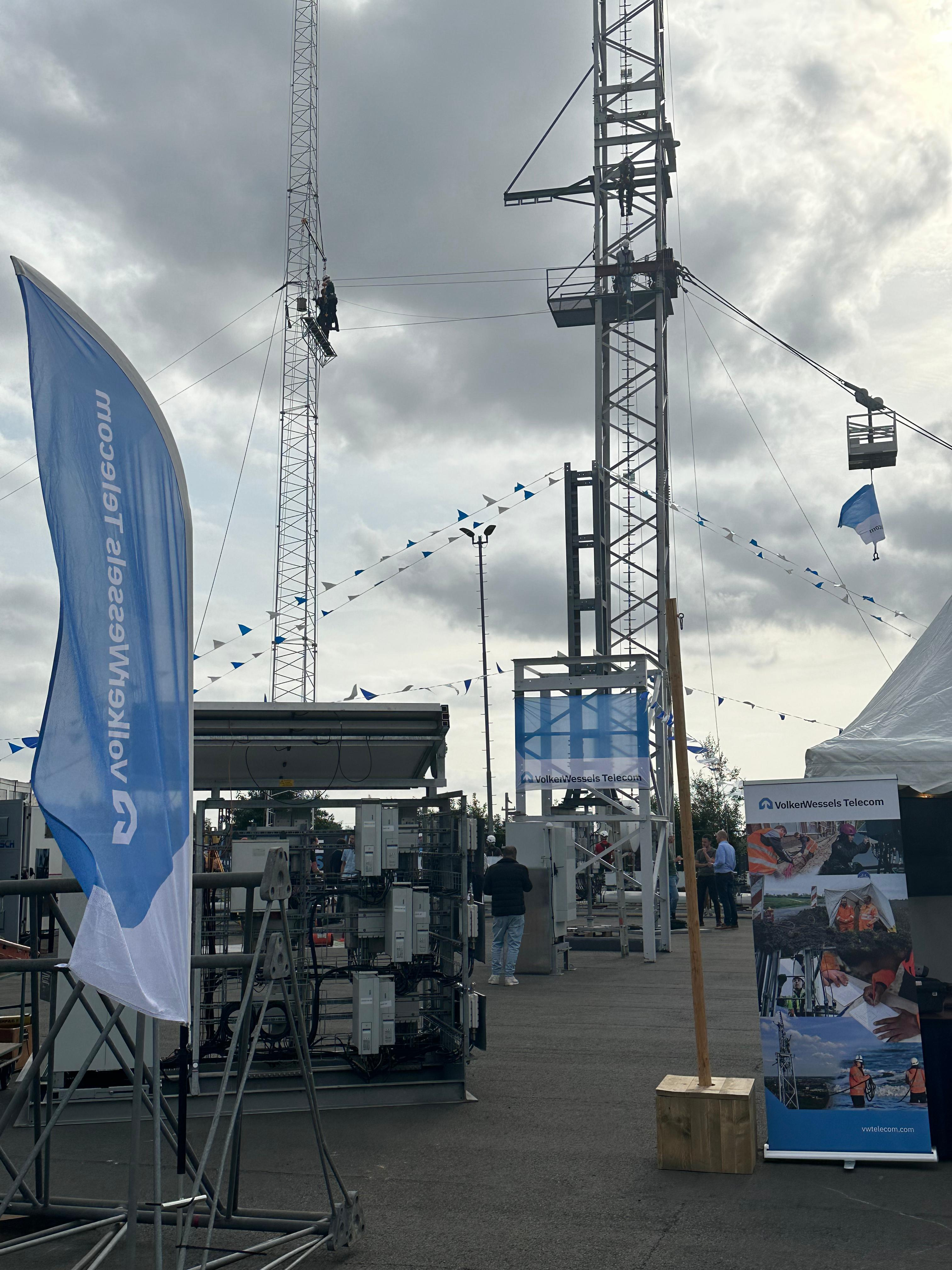 Een sfeerimpressie van het mastklimmen evenement.
